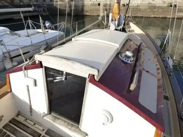 Oysterman 22