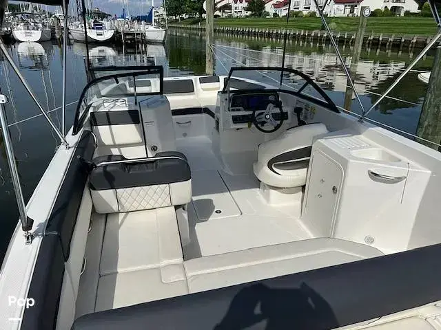 Bayliner Dx2200