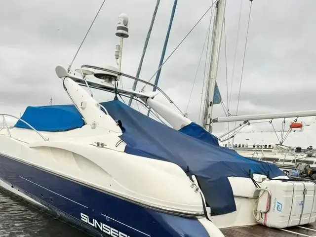 Sunseeker Super Hawk 48