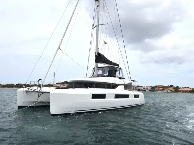 Lagoon 50