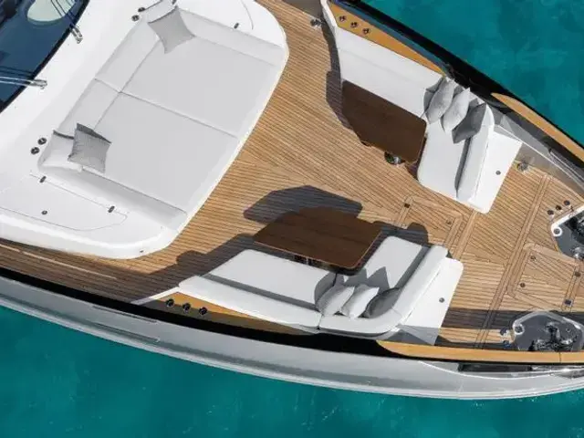 Azimut S10