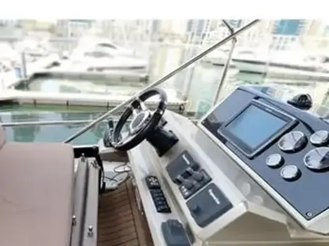 Galeon 500 Fly