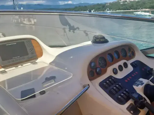 Sunseeker Mustique 42