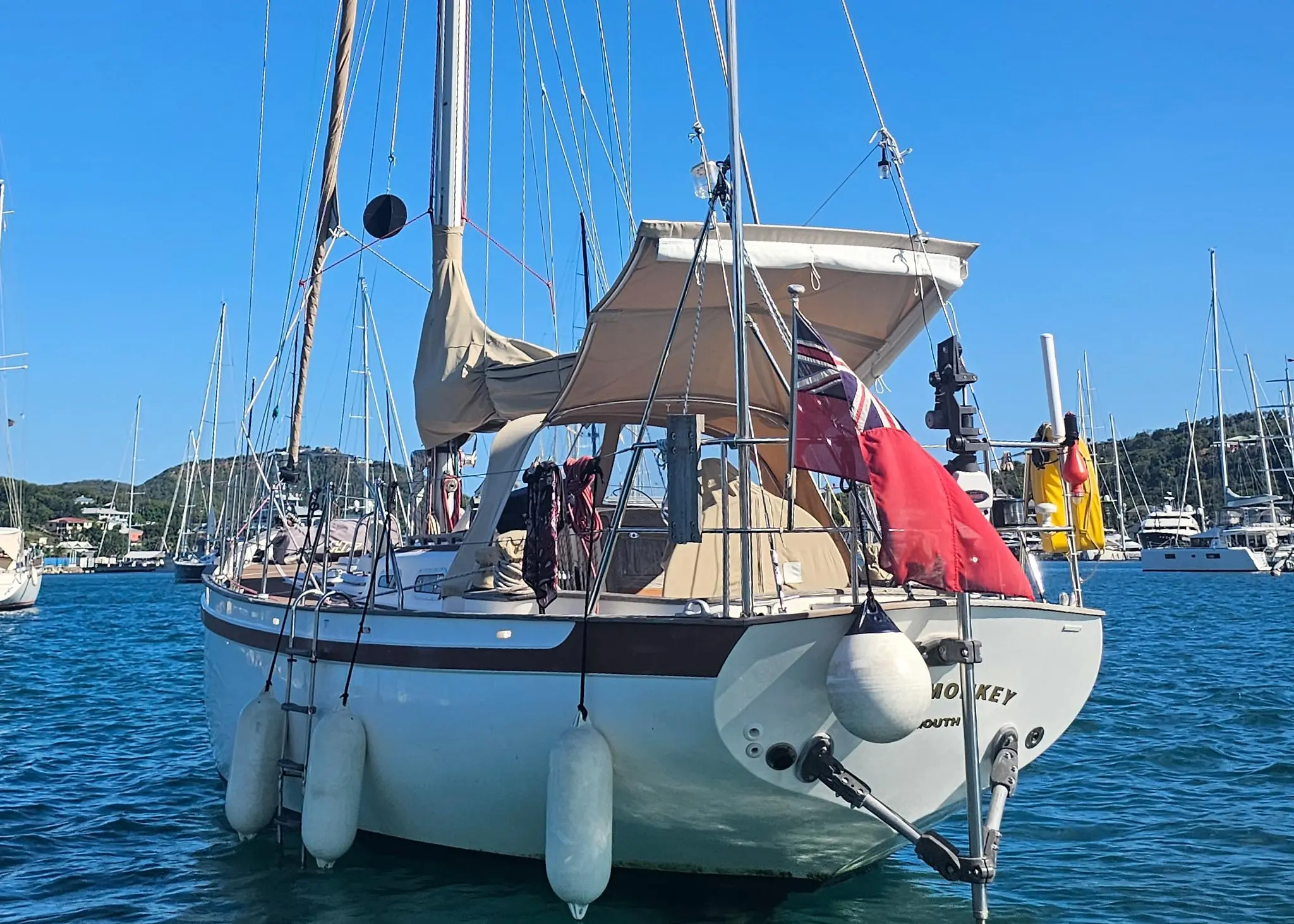 2001 Antigua 35