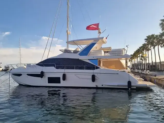 Azimut Fly 60