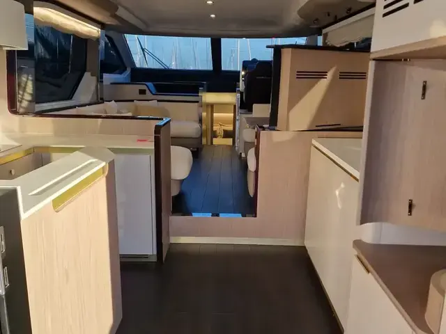 Azimut Fly 60