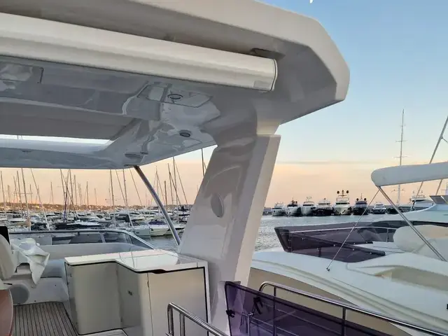 Azimut Fly 60