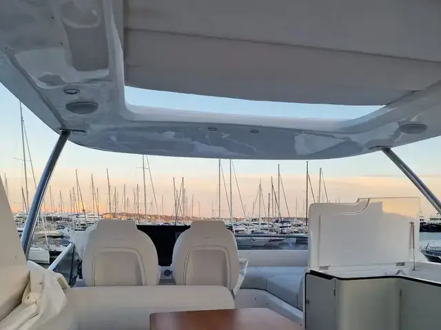 Azimut Fly 60