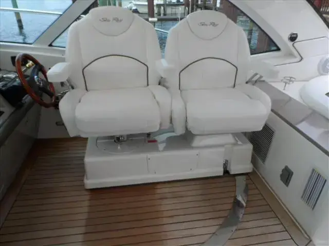 Sea Ray 48 Sundancer