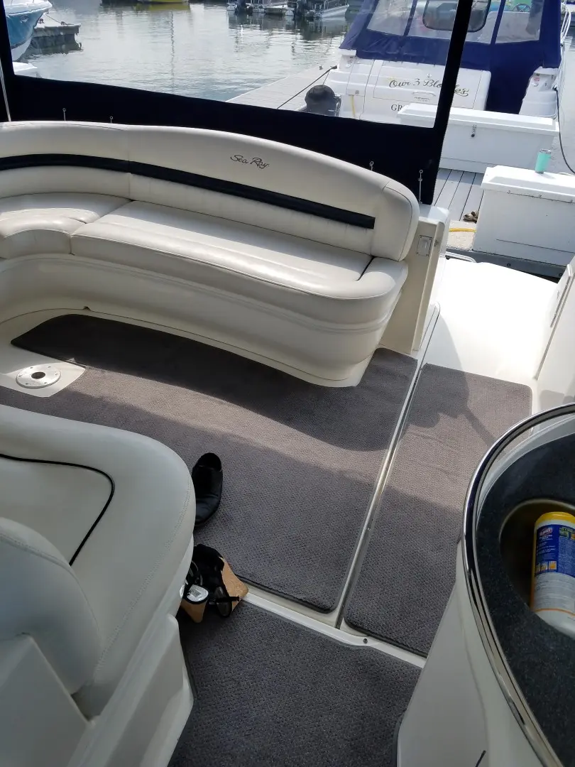 2005 Sea Ray sundancer 420