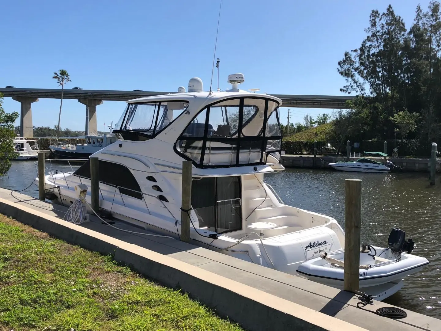 1999 Sea Ray 56 sedan bridge