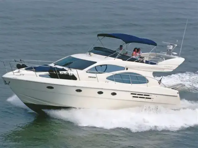 Azimut 46