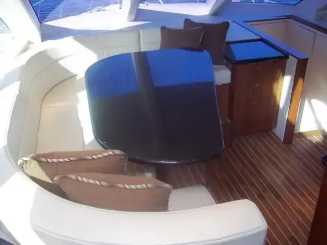 Hatteras 64 Motor Yacht