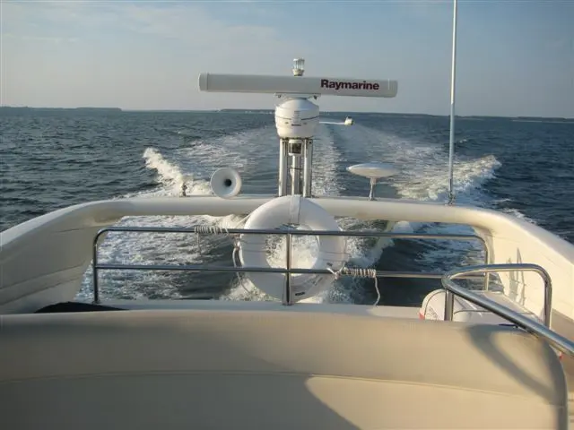 2005 Azimut 46