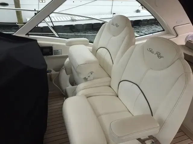 Sea Ray 48 Sundancer