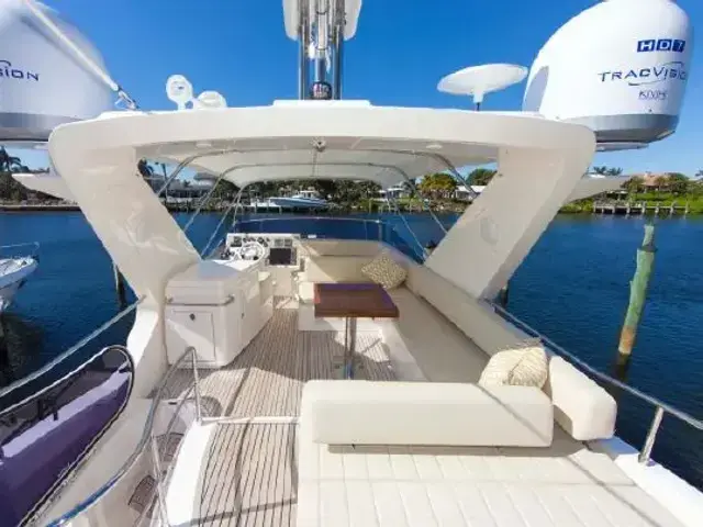 Azimut Flybridge Collection 53