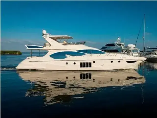 Azimut Flybridge 70