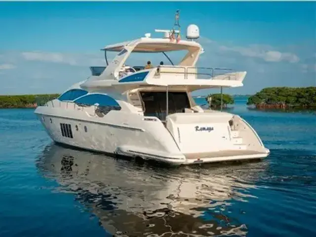 Azimut Flybridge 70