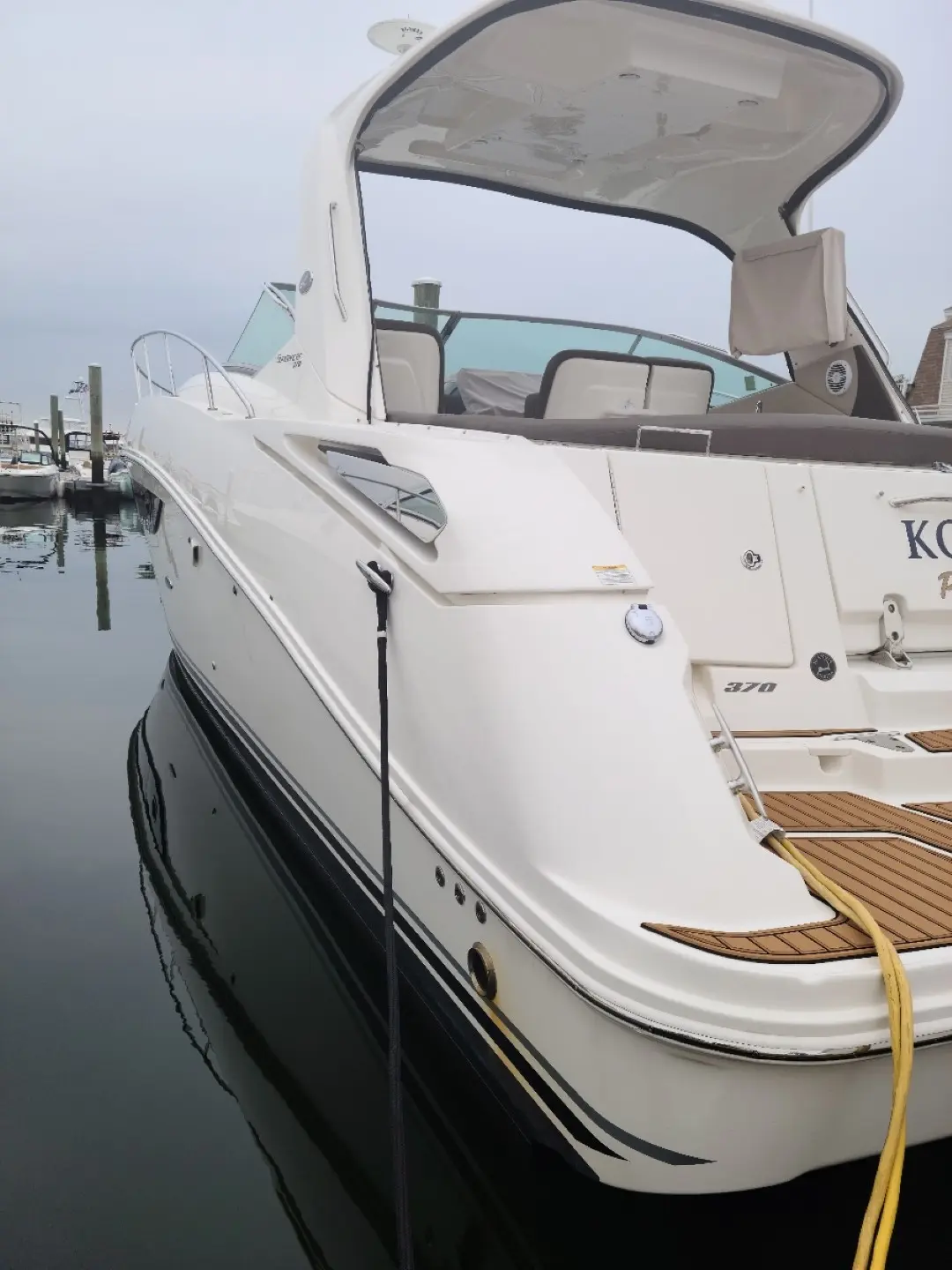 2016 Sea Ray 370 sundancer