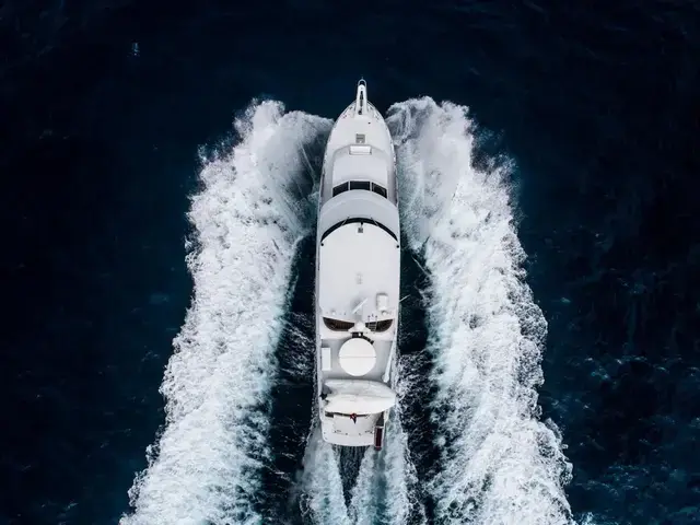 Hatteras Sport Deck Motor Yacht