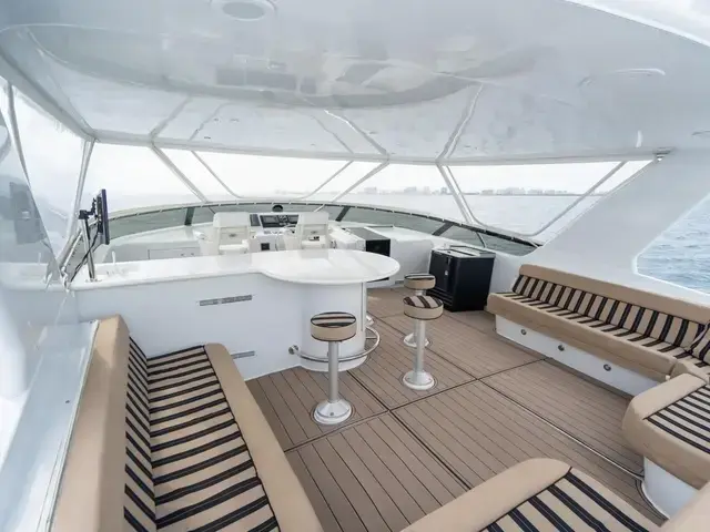 Hatteras Sport Deck Motor Yacht