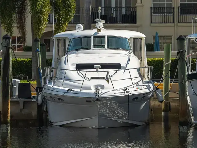 Sea Ray 480 Motor Yacht