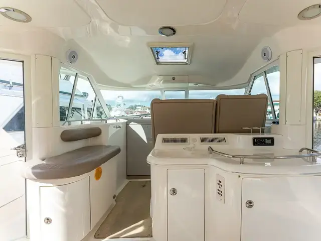 Sea Ray 480 Motor Yacht