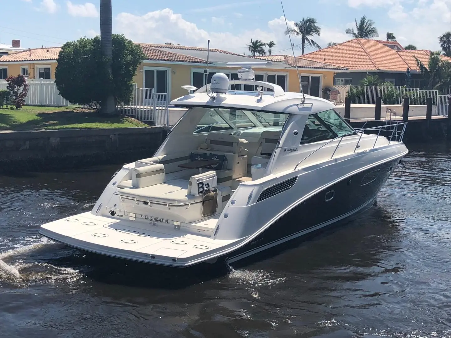 2011 Sea Ray 450 sundancer