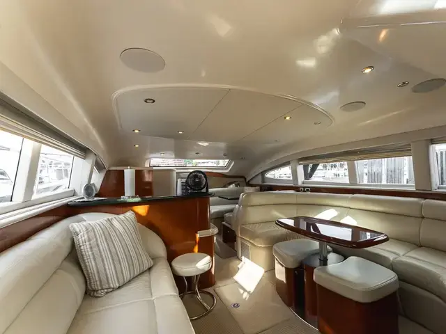 Sea Ray 480 Motor Yacht