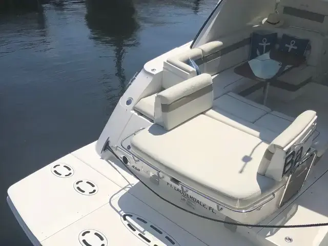 Sea Ray 450 Sundancer