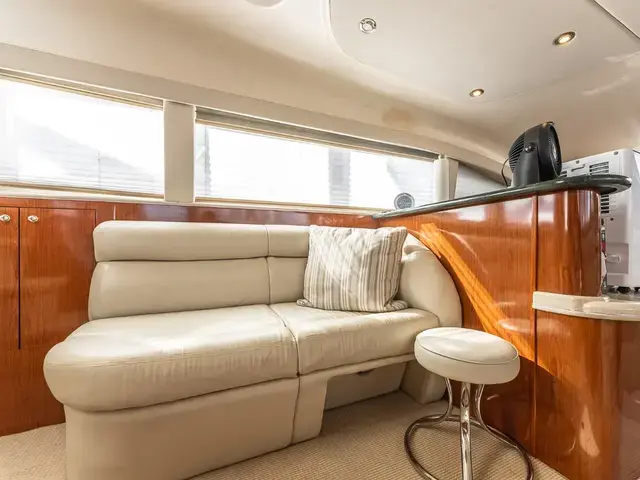 Sea Ray 480 Motor Yacht