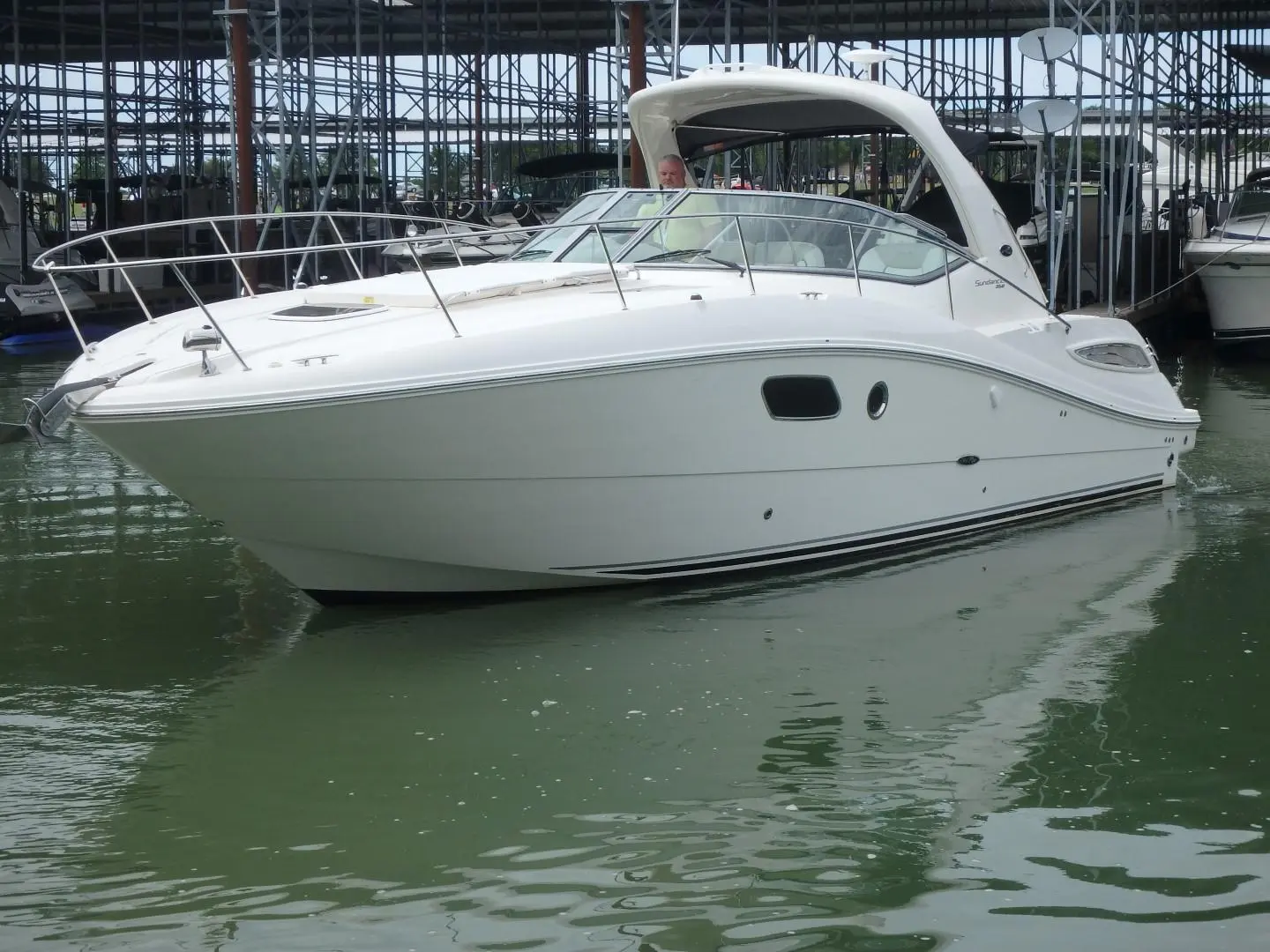 2011 Sea Ray sundancer 350