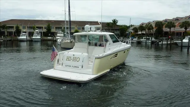 2005 Tiara 3600 open