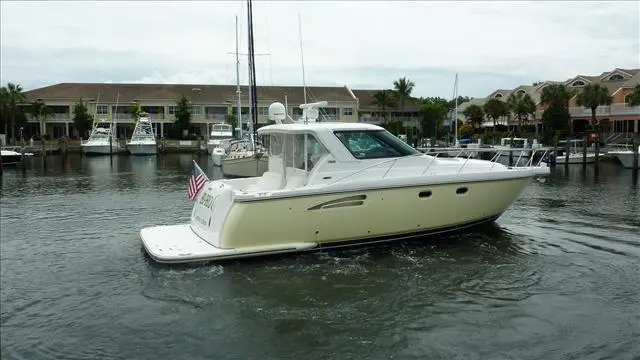 2005 Tiara 3600 open