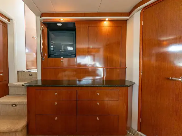 Sea Ray 480 Motor Yacht