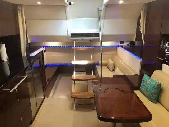 Sea Ray 450 Sundancer