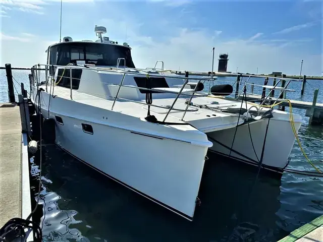 Endeavour TrawlerCat