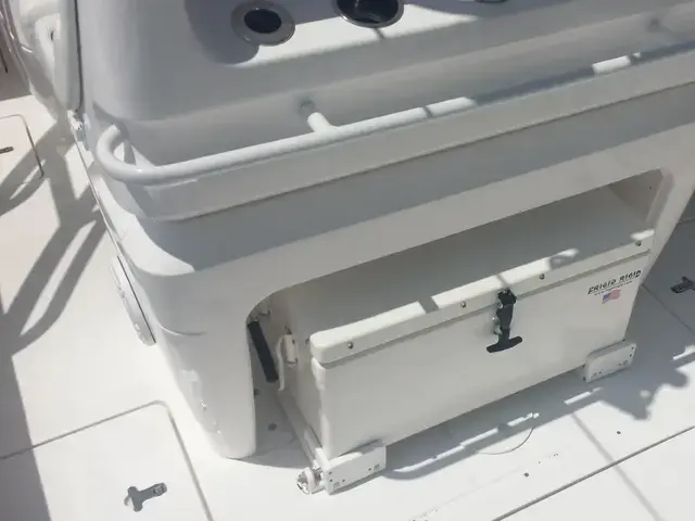 Intrepid 327 Center Console