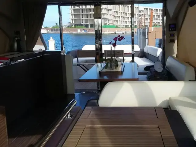 Azimut 55S