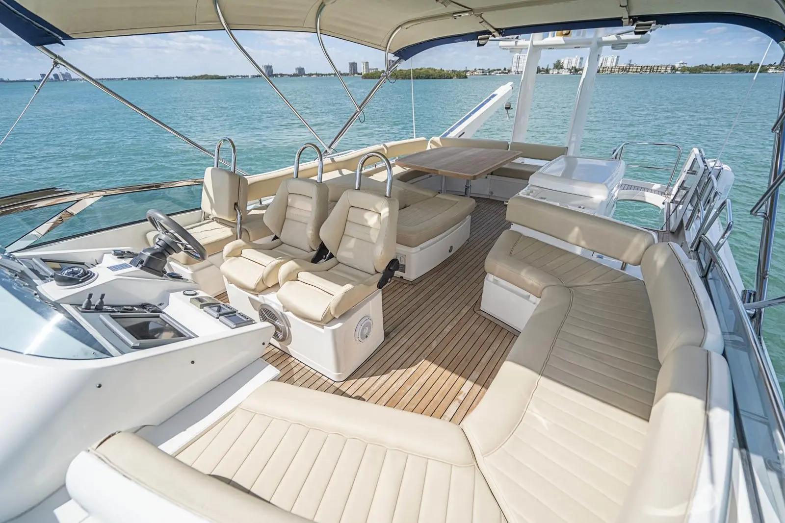 2012 Fairline squadron 78