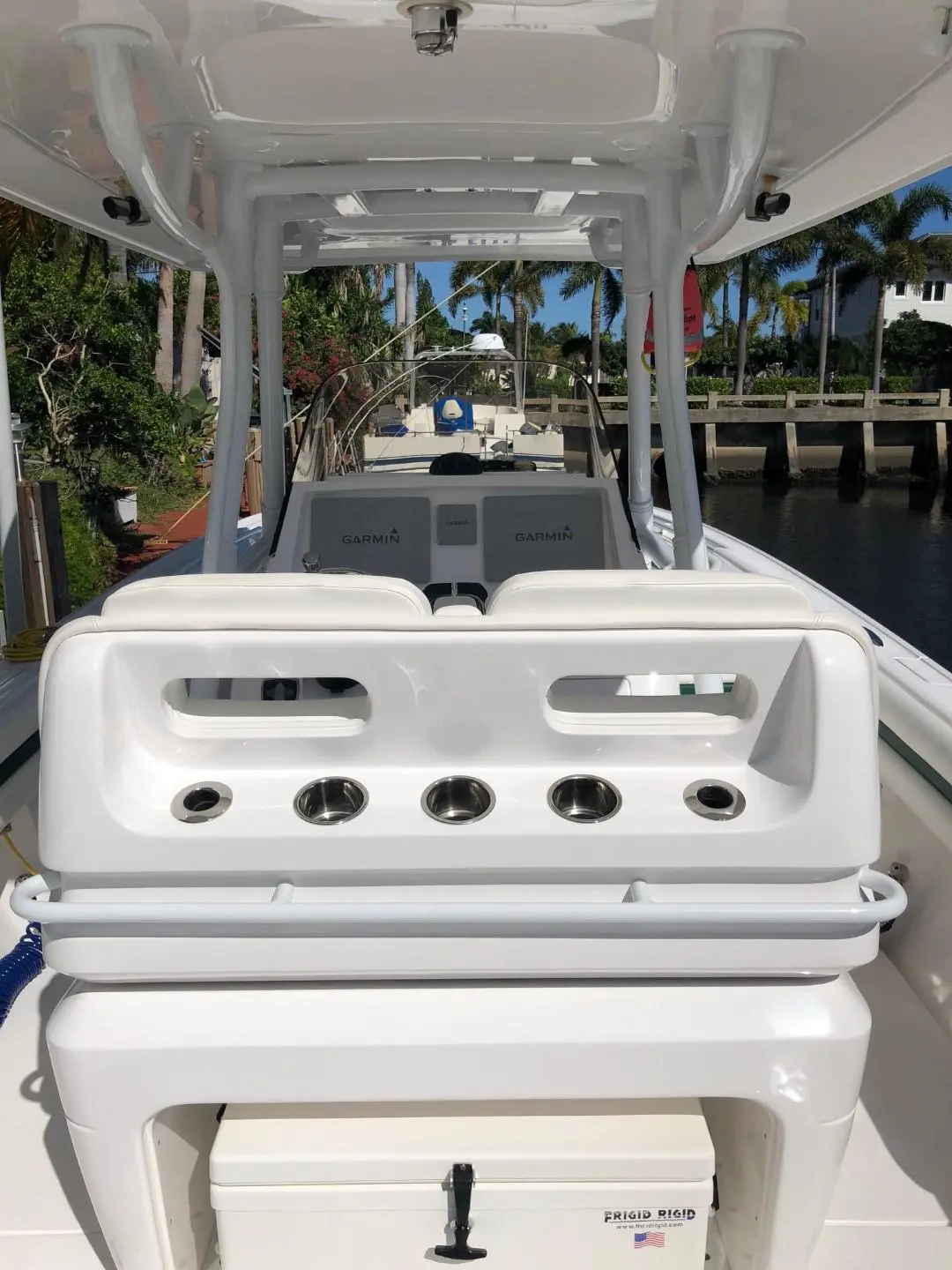 2015 Intrepid 327 center console