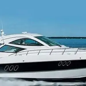 2009 Cruisers Yachts 520 Sports Coupe