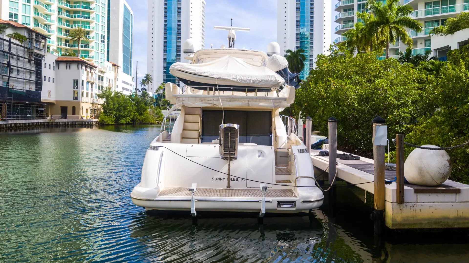 2010 Azimut 62e