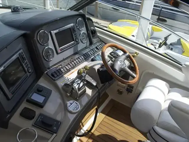 Sea Ray 44 Sundancer