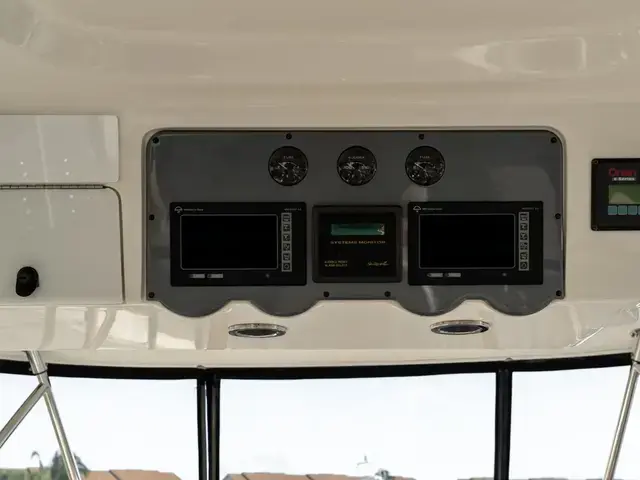 Sea Ray 58 Sedan Bridge