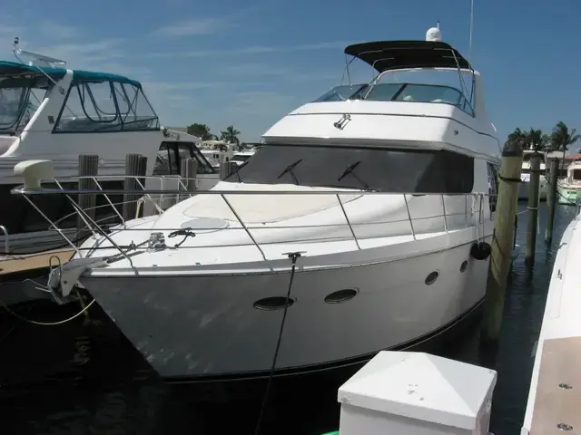 Carver 530 Voyager Pilothouse