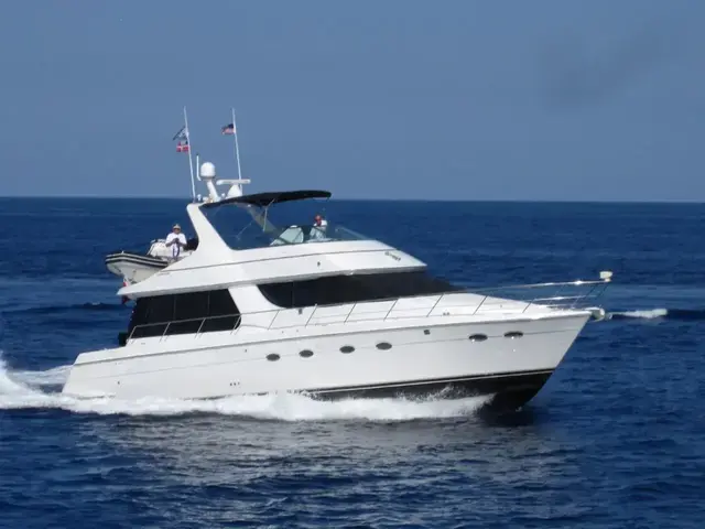 Carver 530 Voyager