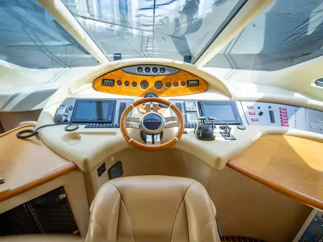 Azimut 62e