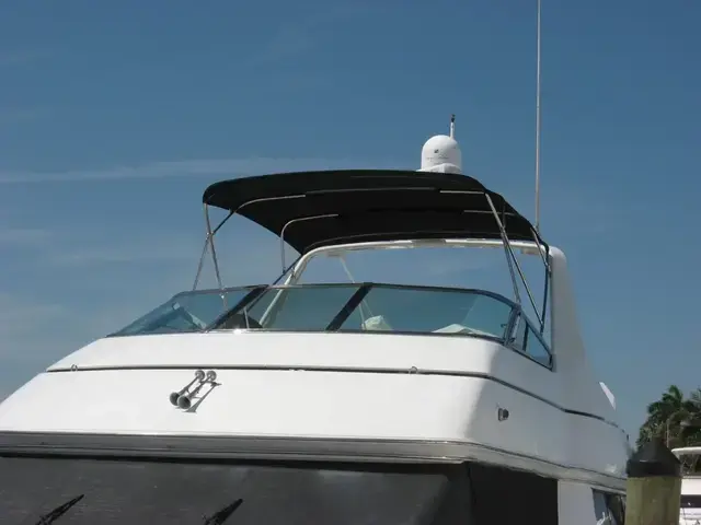 Carver 530 Voyager