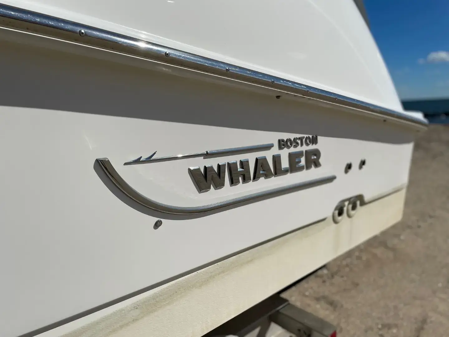 2009 Boston Whaler 280 outrage